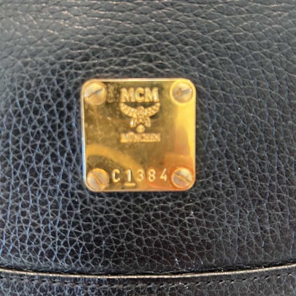 Beautiful MCM leather Backpack - Picture 2 of 16